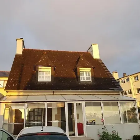 Chez Aurelie Et Nicolas بريست