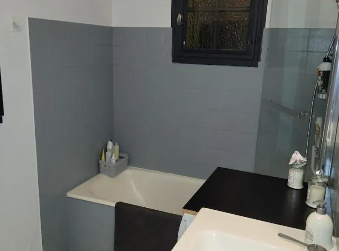 Chez Aurelie Et Nicolas *